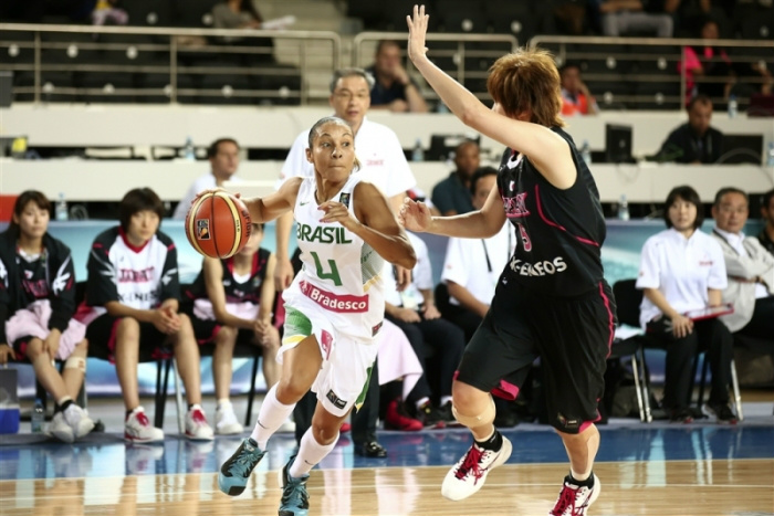 Brasil vence Japão e garante vaga nas oitavas do Mundial de basquete da Turquia