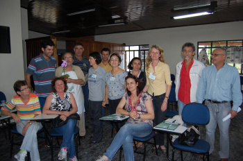Sindicato Rural e Senar promovem curso sobre Orquídeas Cerca de 15 pessoas participaram do curso promovido pelo Sindicato Rural de Amambai e Senar.