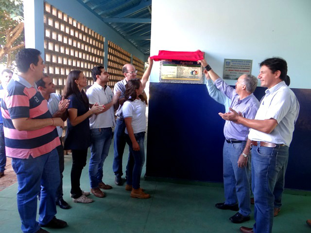 A inauguração da obra de reforma de alojamento aconteceu durante visitação coletiva por iniciativa do prefeito municipal de Amambai, Sérgio Barbosa.