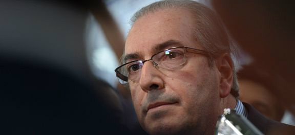STF notifica Eduardo Cunha sobre pedido de afastamento do mandato STF notifica Eduardo Cunha sobre pedido de afastamento do mandato