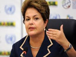 Dilma tem 37%, e Aécio, 20%, aponta pesquisa Datafolha Dilma tem 37%, e Aécio, 20%, aponta pesquisa Datafolha
