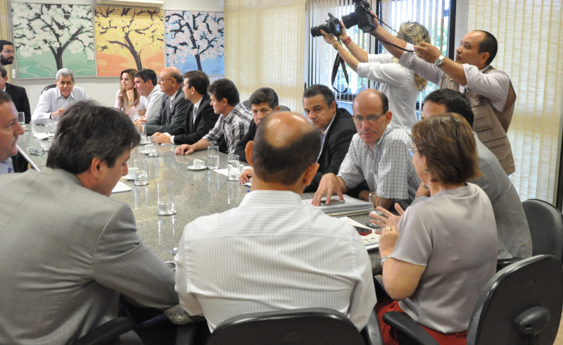 Na data foram definidas propostas para a busca de soluções junto ao governo Federal