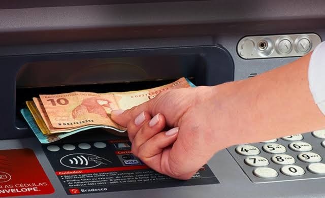 Prefeitura paga salário dos servidores nesta quarta-feira(30)