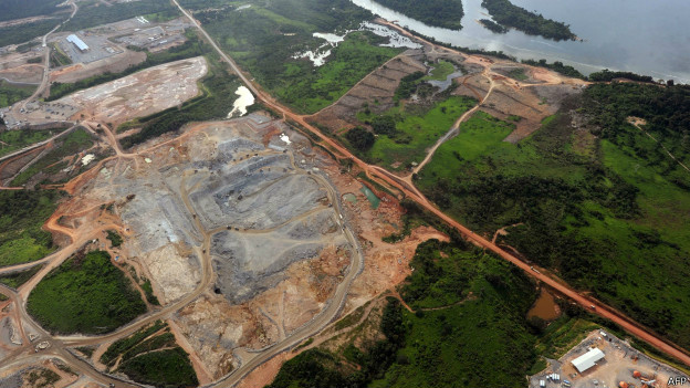 Floresta foi desmatada no entorno das usinas de Jirau, Santo Antônio e Belo Monte (foto)