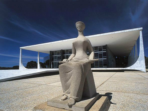 STF anula votação da comissão especial do impeachment