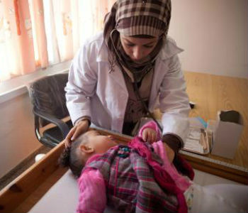 Taxa de mortalidade infantil em Gaza subiu. Foto: Unwra