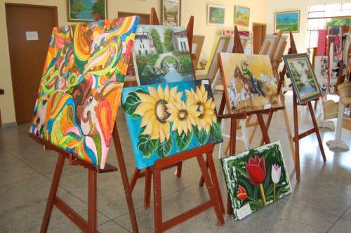 Casa do Artesão promove exposição em Amambai A Casa do Artesão promove exposição neste mês de agosto.