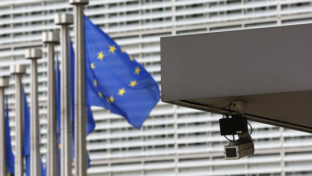 Os chefes de Estado e de Governo da União Europeia (UE) deram início esta manhã à última reunião do Conselho Europeu deste ano. A agenda é dominada pela crise migratória e pelas reivindicações do Reino Unido para permanecer na UE.