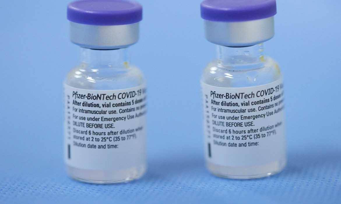 Covid-19: novo lote de vacinas da Pfizer chega ao Brasil Foto: Agência Brasil