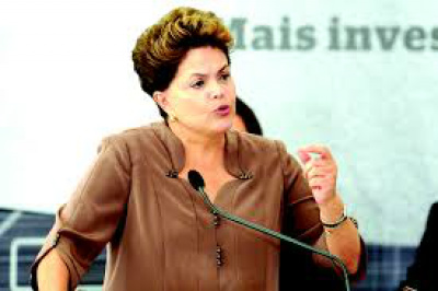 Dilma defende crédito subsidiado para melhorar serviços públicos Presidente do Brasil, Dilma Rousseff