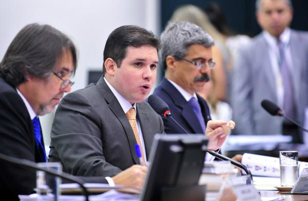 Motta apresenta nomes de indicados para sub-relatorias da CPI Primeira reunião da CPI da Petrobras na Câmara - Gabriela Korossy / Câmara dos Deputados