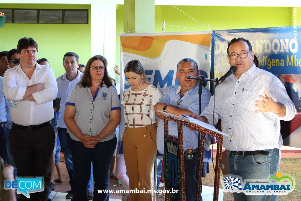 Prefeitura de Amambai inaugura a 113ª obra no município Prefeito de Amambai, Dr. Bandeira, durante inauguração da unidade escolar, na aldeia Amambai / Fotos: Robson Fritzen/Decom