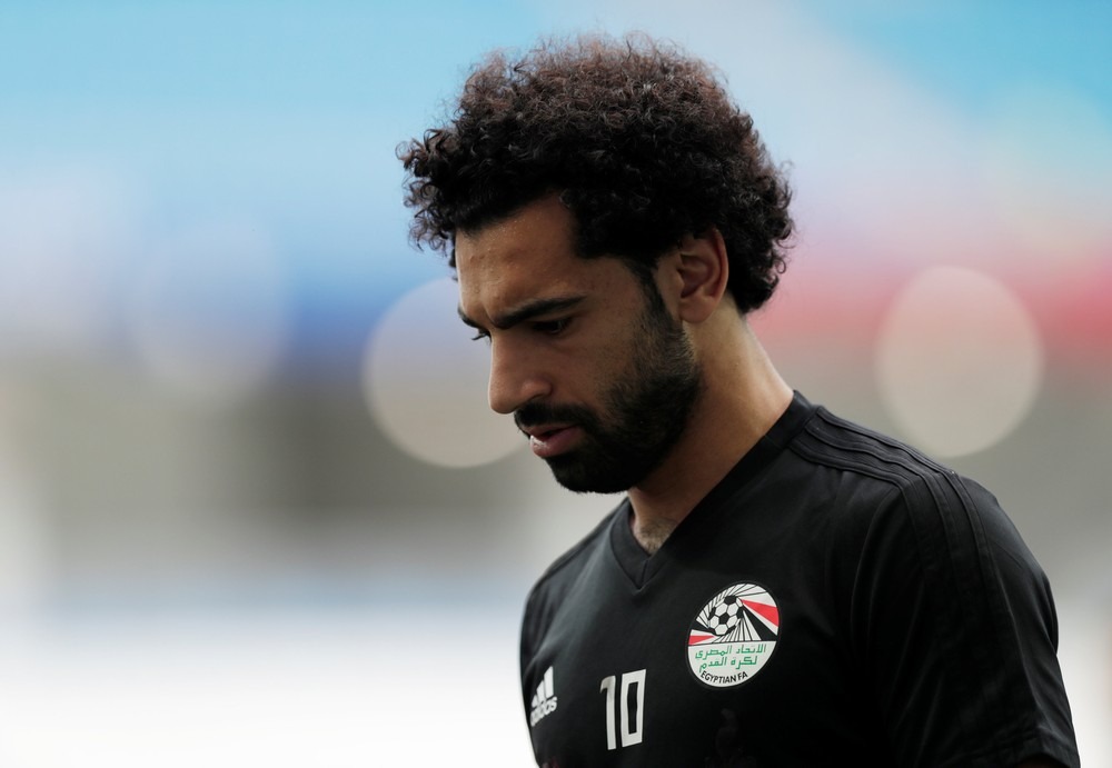 Jantar com político irrita Salah, que cogita não entrar em campo contra Arábia Salah vem se desentendendo com dirigentes ao longo do Mundial (Foto: REUTERS/Ueslei Marcelino)
