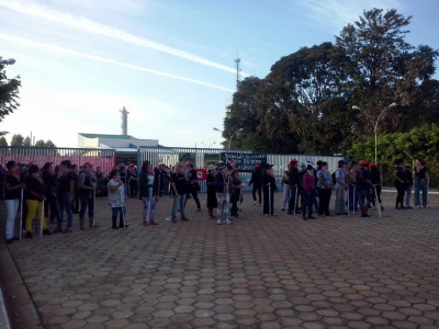 As camponesas querem a retirada de qualquer pedido de liberação comercial desse transgênico / Foto: Divulgação