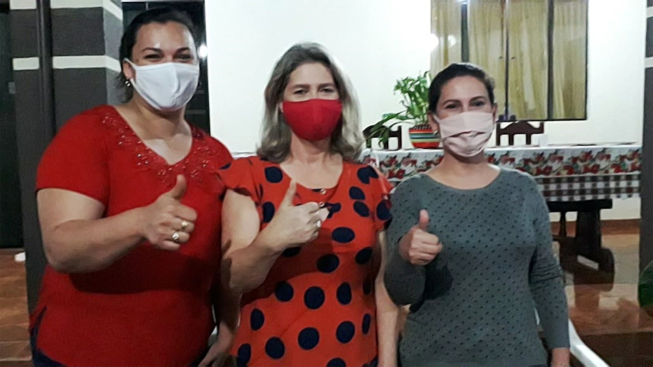 Elaine Soligo declara apoio às pré-candidatas a prefeita e vice de Aral Moreira E/D- Marines Oliveira, Silvana Cordeiro e Dra. Elaine Soligo / Foto: Divulgação