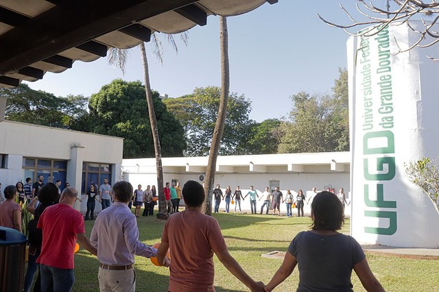 Universidade em Dourados é a primeira a ter interventora nomeada por Bolsonaro Reitora interventora está incluindo na equipe membros da chapa derrotada na consulta. Vice-reitor escolhido é apoiador de Bolsonaro / Foto: Bruno Augusto/Sintef