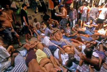 Mais de 90% dos presos estrangeiros no Brasil cumprem pena por tráfico