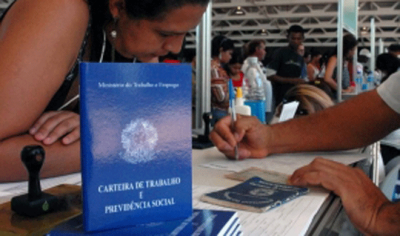 Segundo os pesquisadores, a situação é preocupante para as pessoas de 25 a 29 anos que não trabalhavam e não estudavam, uma vez que 51,5% tinham ensino médio incompleto, 39,2% completo e 9,3% ensino superior incompleto ou completo