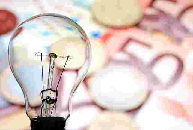 Dilma estima redução de até 20% no valor adicional cobrado em contas de luz Dilma estima redução de até 20% no valor adicional cobrado em contas de luz