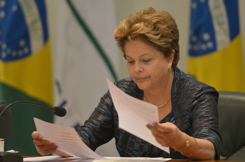 Dilma e Cardozo encerram reunião sem dar declarações públicas