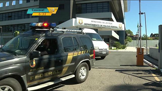 Receita tem 57 ações contra envolvidos na Lava Jato Secretaria da Receita Federal iniciou que esta em andamento ações por sonegação fiscal contra 57 contribuintes envolvidos na Operação Lava Jato / Foto: Divulgação