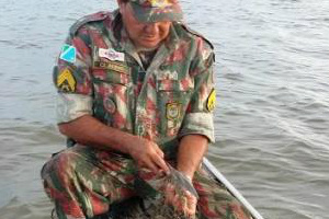 Cerca de 2 mil metros de redes de pesca dos rios Paraná e Pardo / PMA/Bataguassu