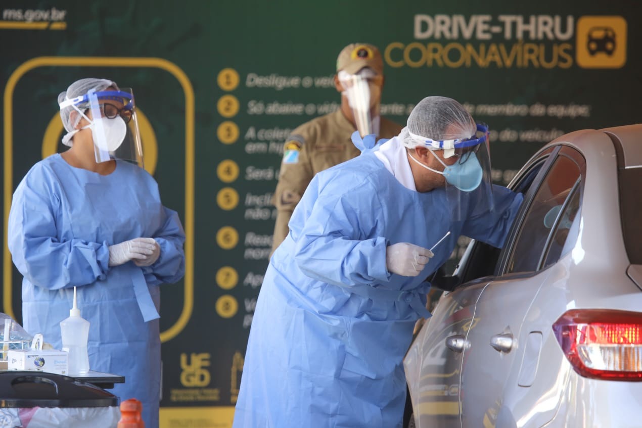 Cidade ampliou testagens nos sistema drive-thru. (Foto: Franz Mendes).