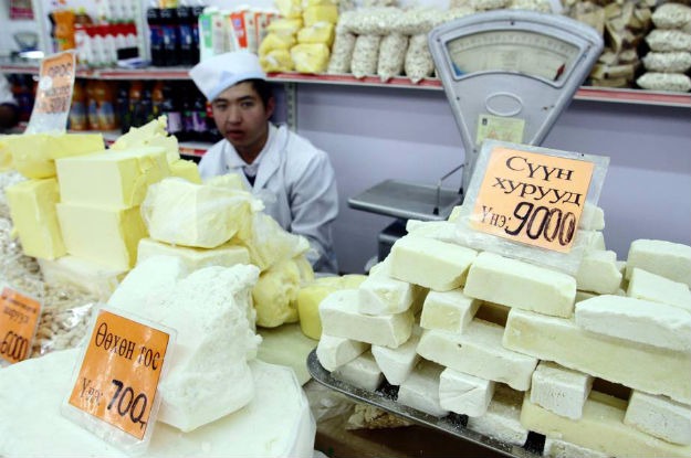 Preço dos alimentos volta a subir pelo 3º mês consecutivo Os derivados do leite, especialmente manteiga, queijo e leite em pó registraram uma subida de 3,6% somente em julho. Foto: FAO