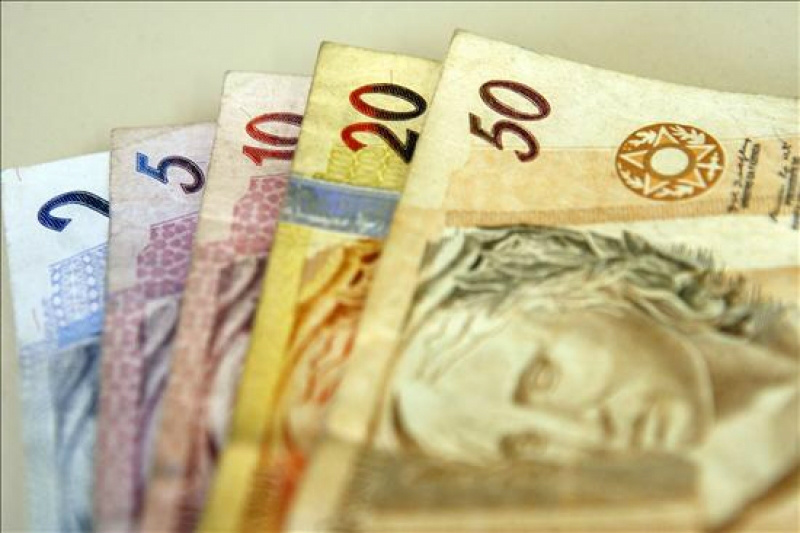 Planejamento anuncia corte de R$ 4,2 bilhões no PAC Planejamento anuncia corte de R$ 4,2 bilhões no PAC