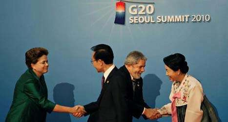 Lula e Dilma chegam juntos para o encerramento da reunião da Cúpula do G20 em Seul Dilma e Lula na reunião do G20.