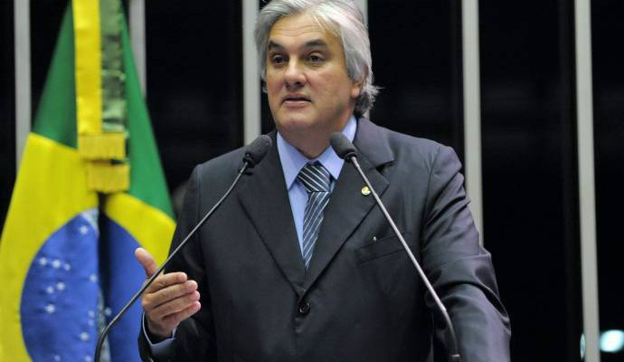 Delcídio do Amaral deixa a prisão e volta ao Senado na segunda-feira (22) Delcídio do Amaral deixa a prisão e volta ao Senado na segunda-feira (22)
