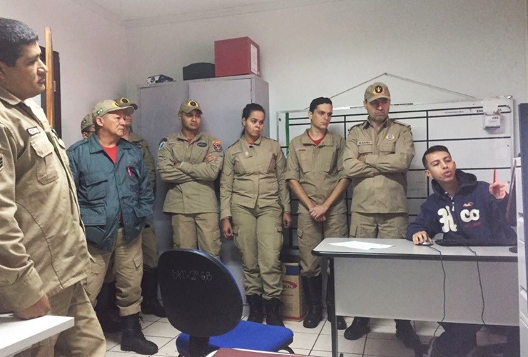 Aluno de Sistemas de Informação é estagiário da Corporação