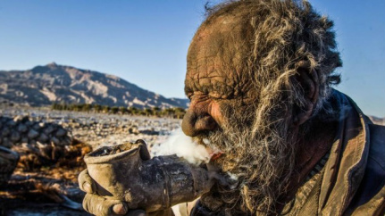 Homem iraniano está há 60 anos sem tomar banho