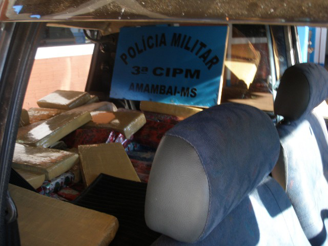 PM de Amambai apreende carregamento de maconha