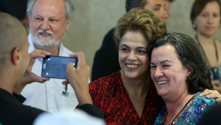Dilma riu por último. Duas vezes