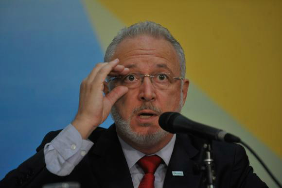 Presidente dos Correios nega uso político da empresa Presidente dos Correios nega uso político da empresa