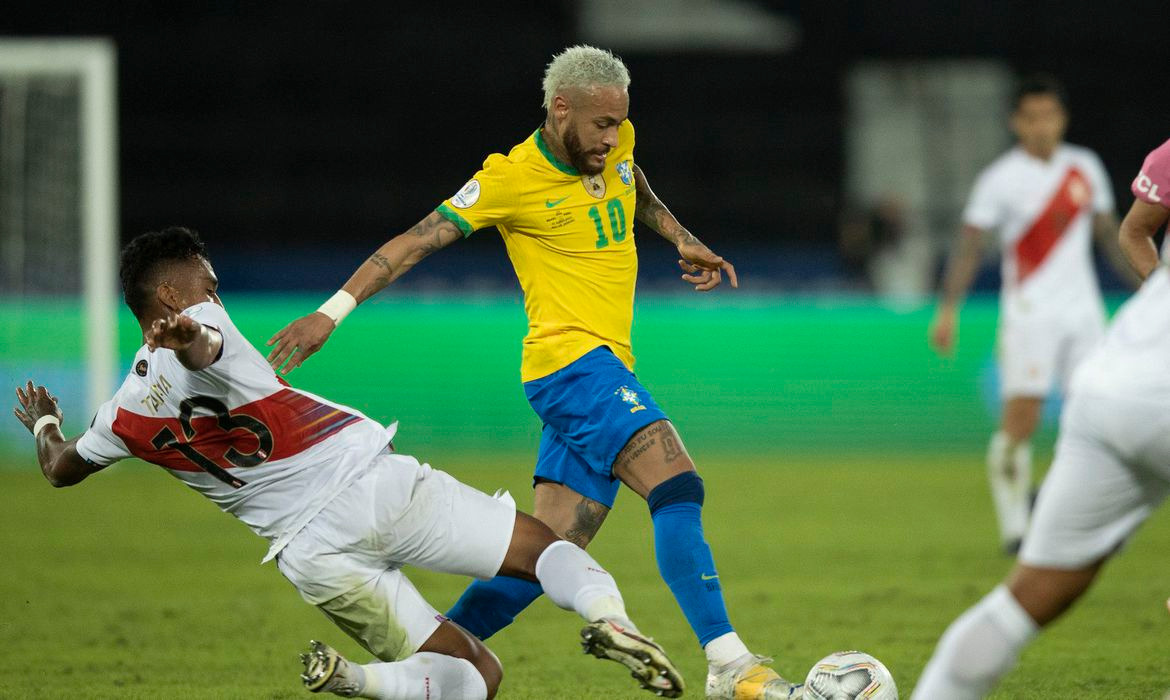 Brasil e Peru decidem vaga na final da Copa América nesta segunda (5) Foto: CBF