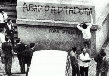 Especialistas querem que as Forças Armadas entreguem documentos sobre ditadura