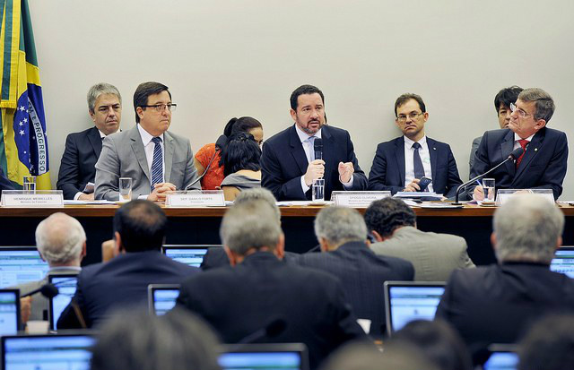 Teto para os gastos garante sustentabilidade do País Ministro Dyogo Oliveira durante audiência que debateu a PEC 241Ministério do Planejamento
