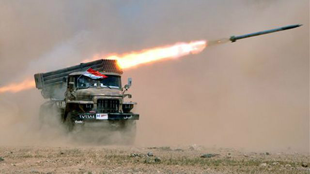 Rússia suspende venda de novas armas para Síria