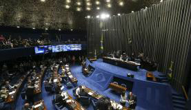 Senado aprova desvinculação de receitas da União em 30% até 2023 A PEC segue agora para promulgação, que deverá ocorrer em sessão soleneFabio Rodrigues Pozzebom/Agência Brasil