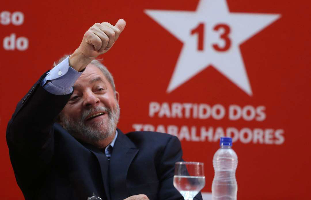 Dinheiro liga doleiro da Lava-Jato a obra no prédio de Lula GFD, empresa de Youssef, deu R$ 3,7 milhões à Planner, que pagou R$ 3,2 milhões à OAS durante a construção. / Foto: André Coelgo