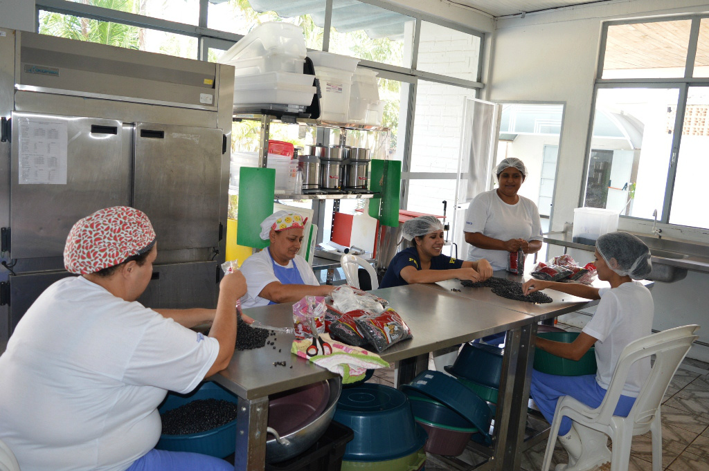 Parte da equipe da Cozinha Central.