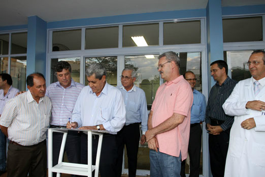 André anuncia R$ 1,5 milhão para reforma de unidade do Hospital Evangélico André anuncia R$ 1,5 milhão para reforma de unidade do Hospital Evangélico
