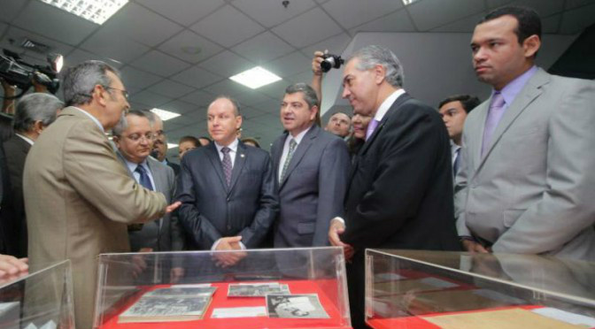 Em MT, Reinaldo recebe homenagem Foto: Fablicio Rodrigues/ALMT