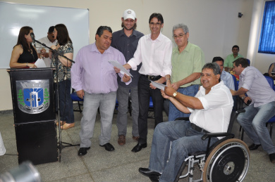 Prefeito anuncia criação do CEI Terra Mater