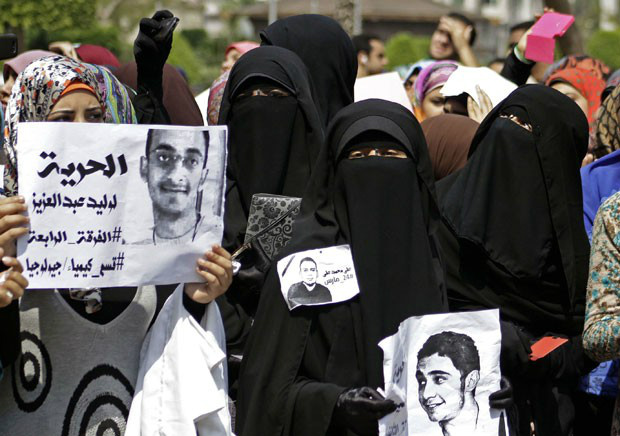 Egito executa primeira sentença de morte de partidários de Morsi