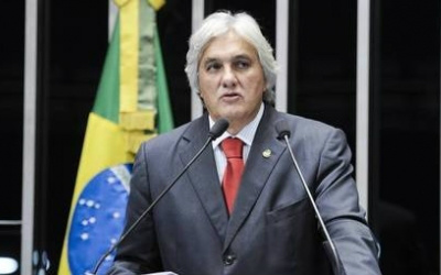 Eleição para substituir Delcídio na presidência da CAE é cancelada Senador Delcídio do Amaral (PT-MS) / Foto: Divulgação
