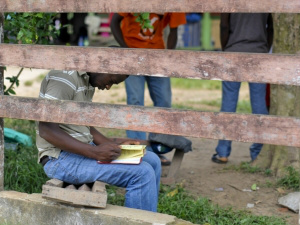 Brasil vai discutir com mais cinco países situação de imigrantes haitianos Brasil vai discutir com mais cinco países situação de imigrantes haitianos
