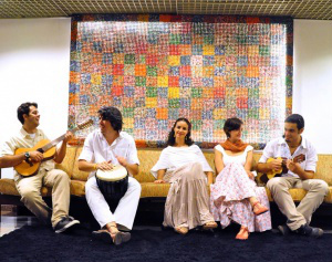 O Grupo Balaio constrói um repertório baseado nos diversos ritmos, formas de cantos e melodias.